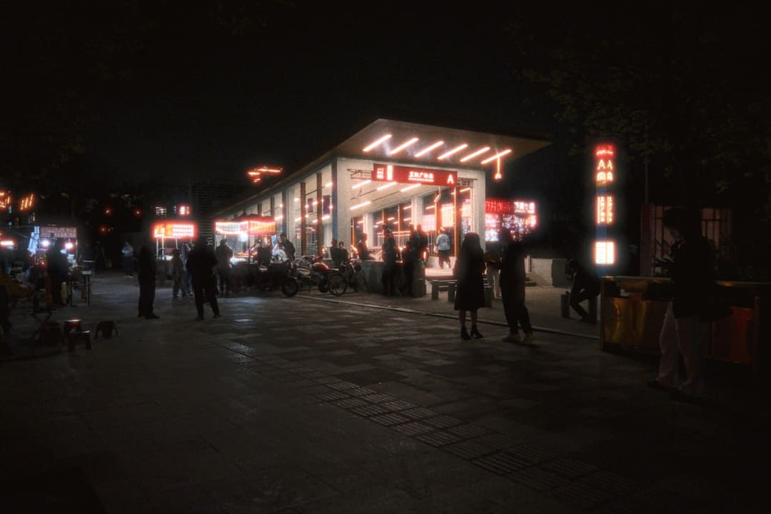 车企与智驾提供商加深合作 宝马联手Momenta发布专属智驾系统